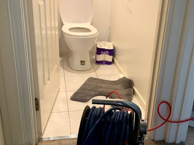 WC bouché à Chelles : déboucher vos toilettes sans stress, du Centre-ville aux Coudreaux